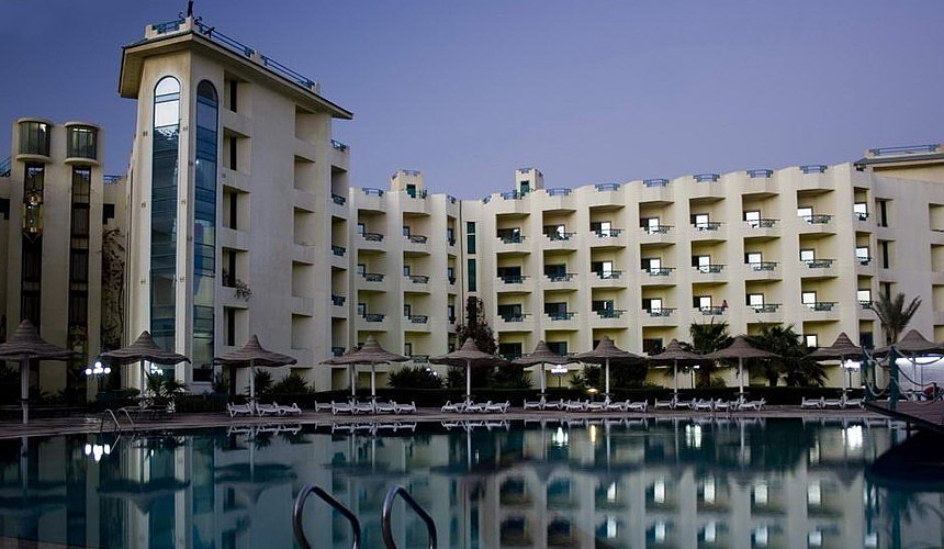 В Египте закрыто 10 отелей после отравления туристов в Хургаде