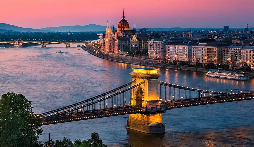 Венгрия не готова помочь возвращению российских туристов в Европу