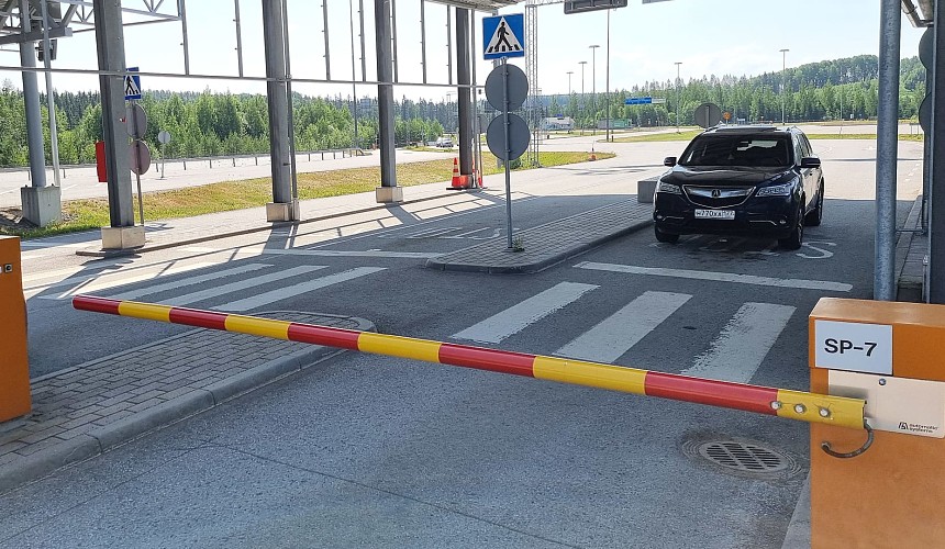 Въезд в Финляндию на машине с российскими номерами разрешен: у туристов не  будут конфисковывать автомобили