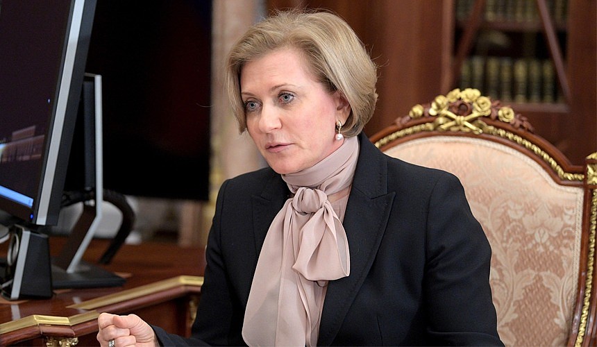 Глава Роспотребнадзора: россиянам на Новый год лучше выбрать дачу вместо отдыха за границей