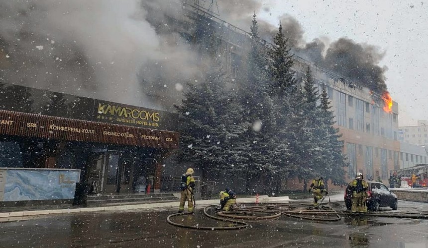 Пожар в отеле в Набережных Челнах: постояльцы спасались в тапочках