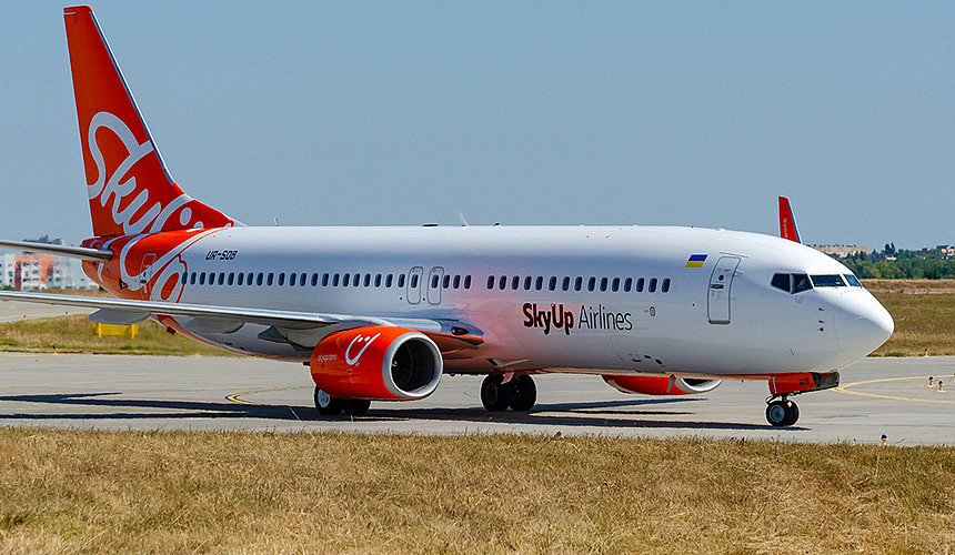 Украинский лоукост Sky Up Airlines продолжает полеты вопреки решению суда