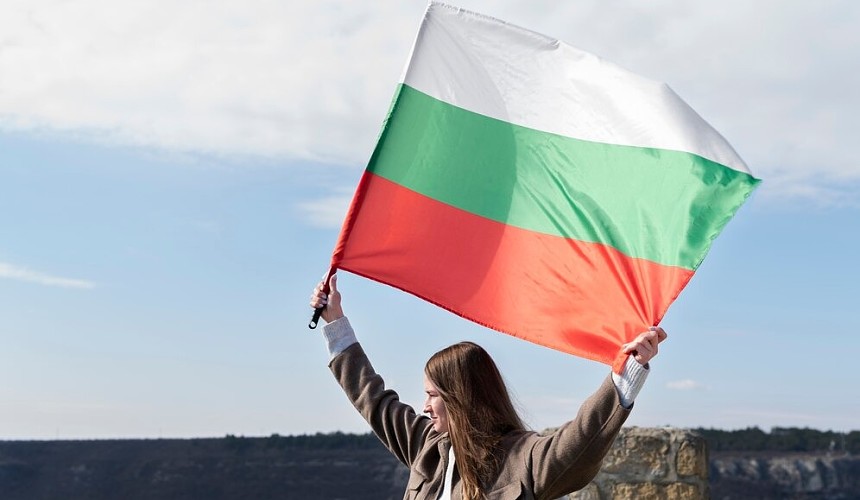 Туристам станет сложнее получать визы в Болгарию
