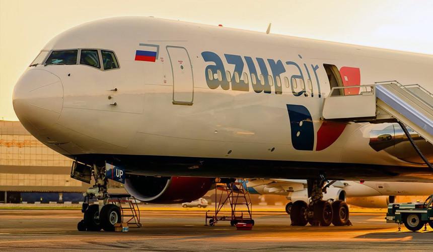 Azur Air задерживает вылет в Таиланд почти на 18 часов