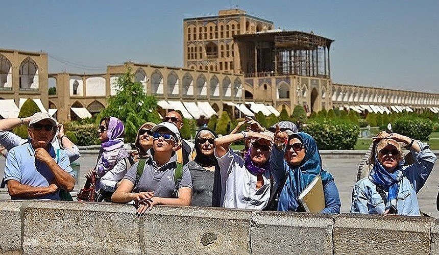Карты «Мир» заработают в Иране до конца года