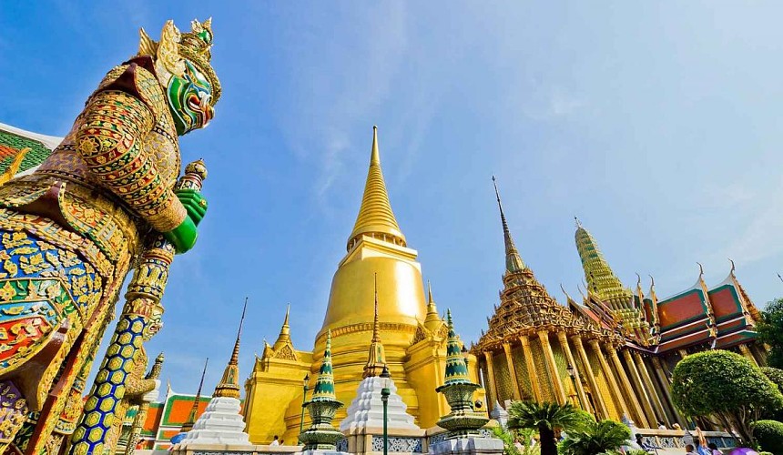 Таиланд запустил горячую линию для неулетевших домой российских туристов