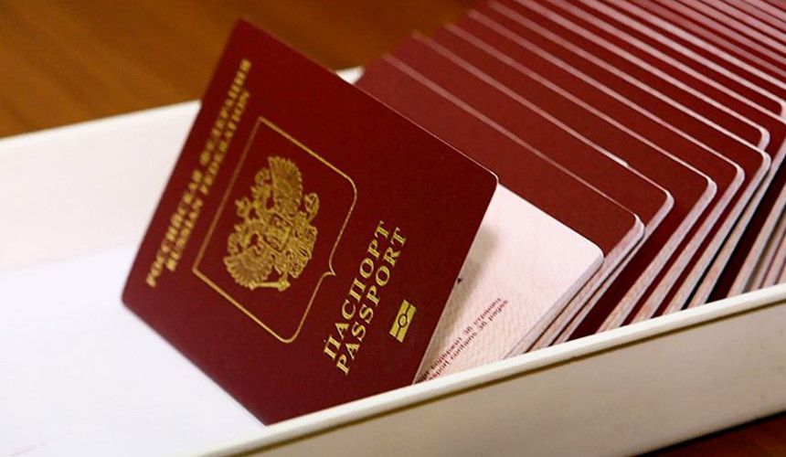 Срок выдачи загранпаспортов сократится...