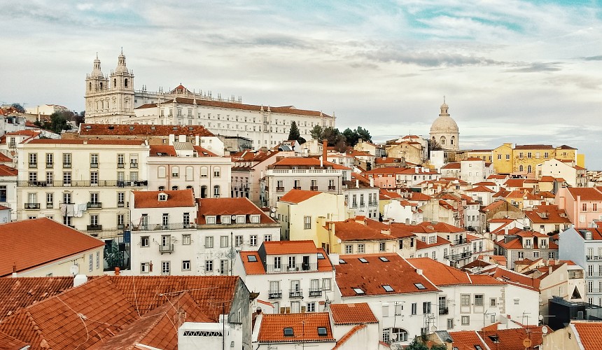Португалия выступает против запрета на въезд в ЕС для российских туристов
