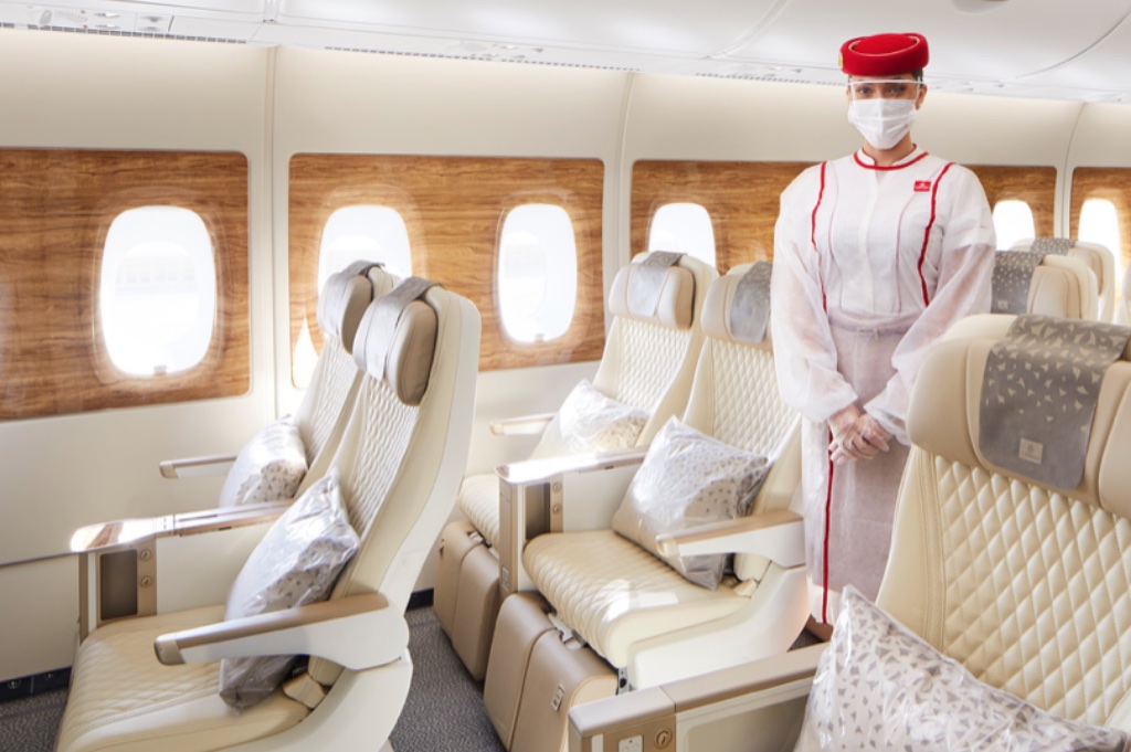 Туристы могут купить авиабилеты авиакомпании Emirates на курорты с большими скидками