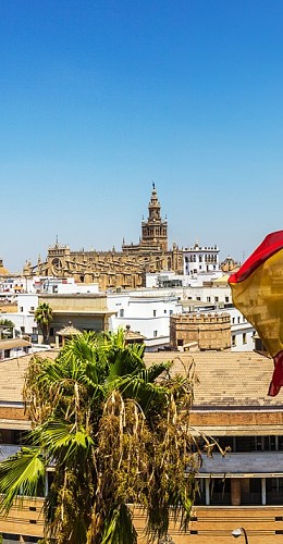 Испания открывает границы для вакцинированных туристов