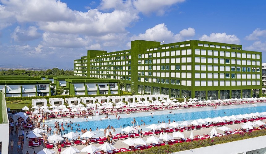 Отель Adam&Eve в Турции на зиму откажется от «взрослой» концепции