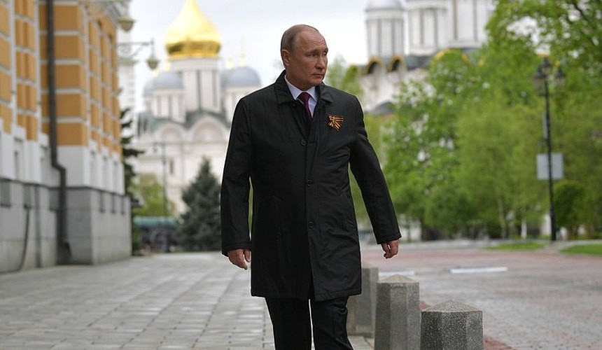 Путин: с 12 мая завершится период нерабочих дней