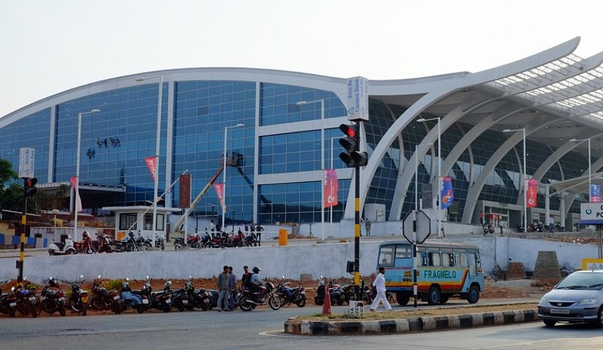 Dabolim Airport, Goa - YouTube