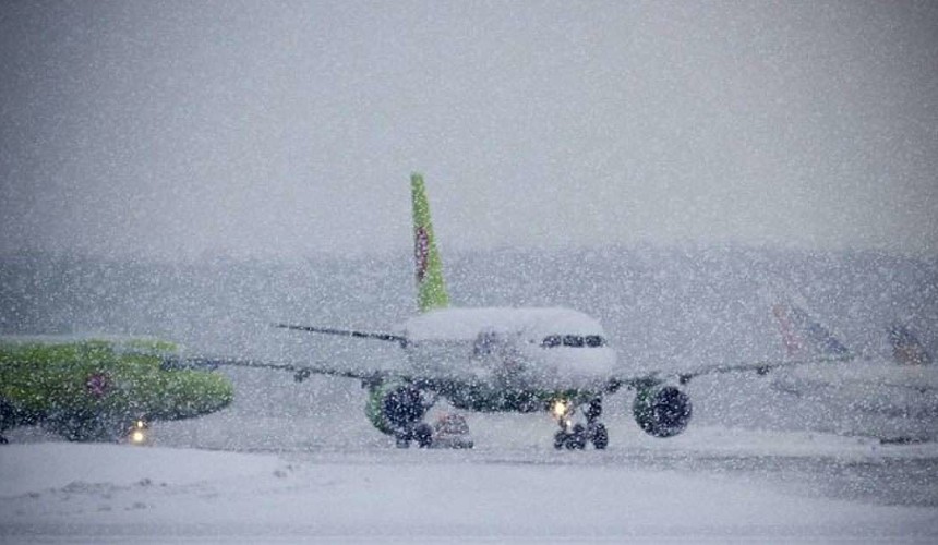 Рейсы в Пулково перенаправляют в Москву и Хельсинки