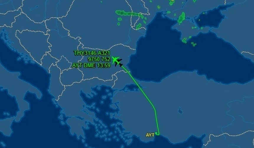 Рейс Turkish Airlines из Антальи в Москву задержали почти на 10 часов