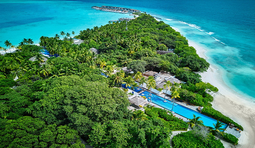 Насладитесь незабываемым отдыхом на «секретном острове» в Fairmont Maldives Sirru Fen Fushi 5*