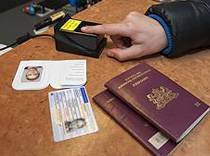 Для российской визы понадобятся «пальчики»