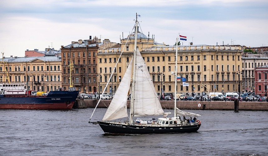 Самым романтичным городом России назван Санкт-Петербург