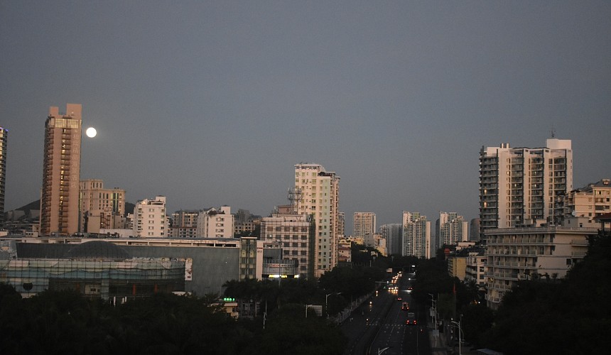 Российские туристы застряли на Хайнане