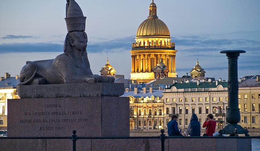 Итоги опроса: сколько туристов собирается отправиться в Санкт-Петербург на белые ночи
