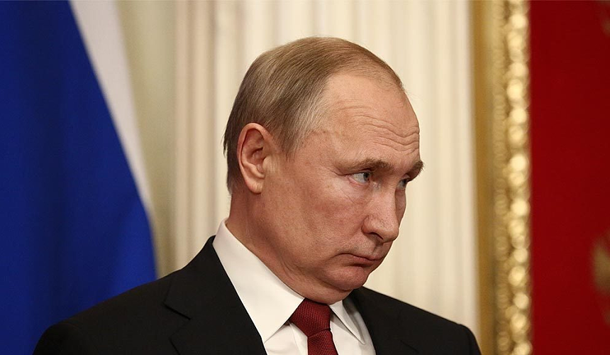 Путин подписал закон о туристических визах для иностранцев