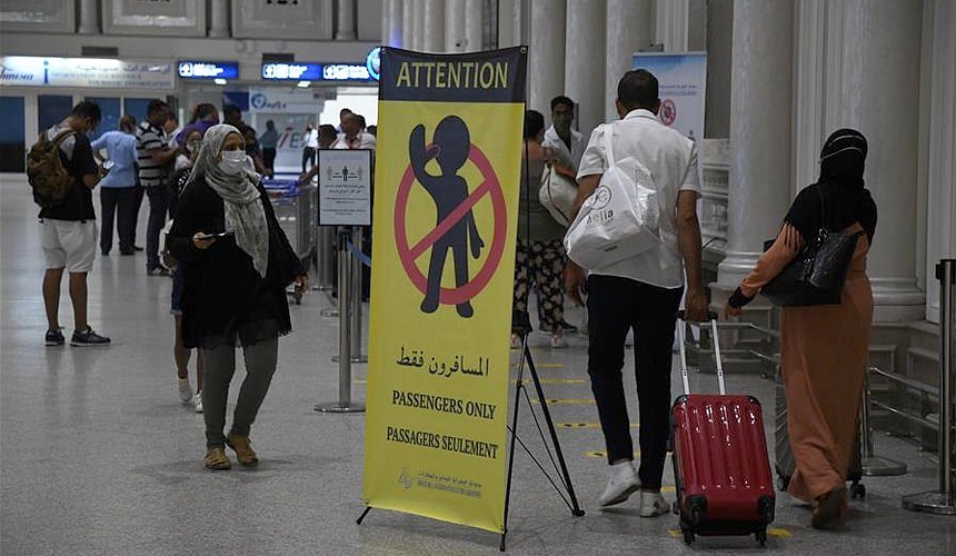 Тунис вернул карантин для въезжающих в страну