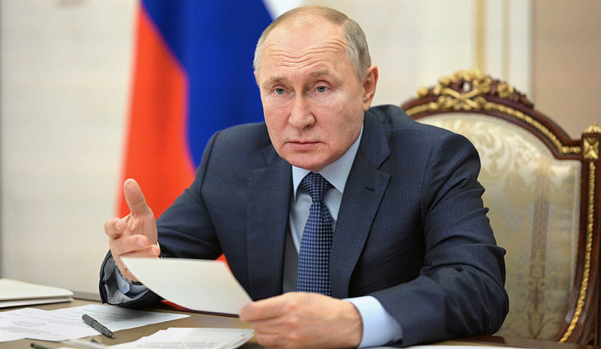 Путин поручил продлить программу туристического кешбэка до конца года