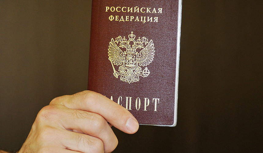 Свадьба удалась: туристы-молодожены порвали паспорта за два дня до путешествия