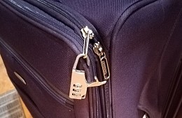Туристка пожаловалась на кражу из чемодана после возвращения из Дубая