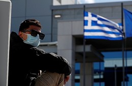В Греции продлили ограничения на въезд иностранцев