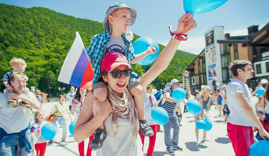Россияне стали чаще ездить в Сочи на День России
