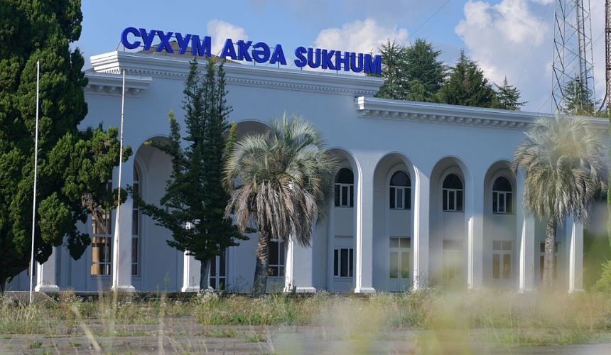 Россия и Абхазия обсуждают возобновление авиасообщения