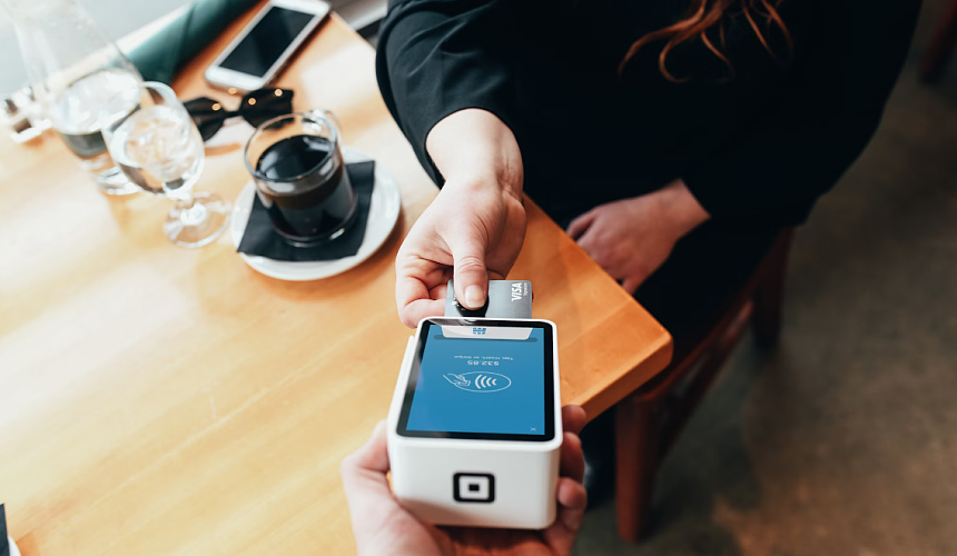 Туристы и не надеялись на карты UnionPay как основной способ оплаты за рубежом