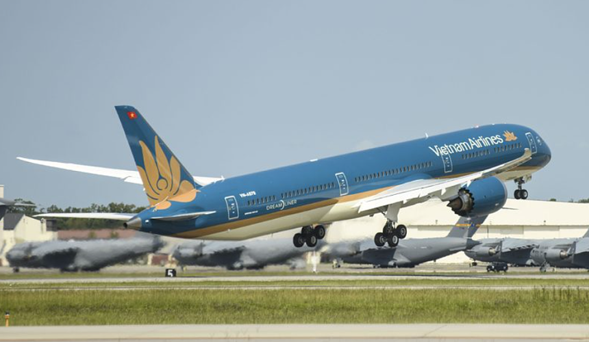 Vietnam Airlines приостанавливает рейсы в Россию