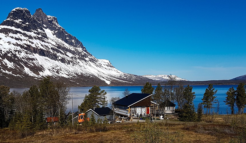 Туристов в Норвегии научили ходить по нужде в пакеты