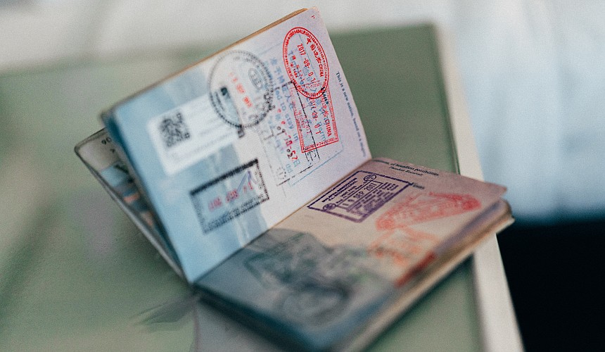 Посетители жалуются на работу греческого визового центра