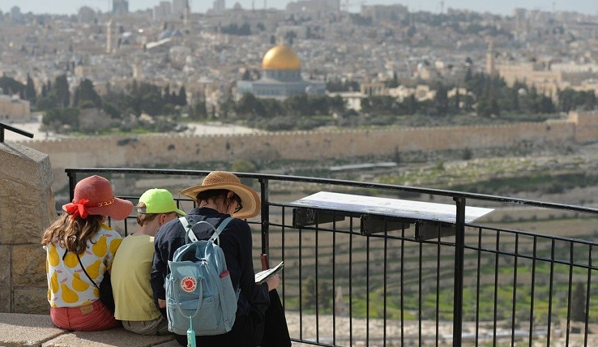 Минтуризма Израиля опубликовало правила въезда в страну для привитых «Спутником V» туристов