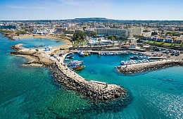 Кипр отменяет все ковидные ограничения на въезд иностранных туристов