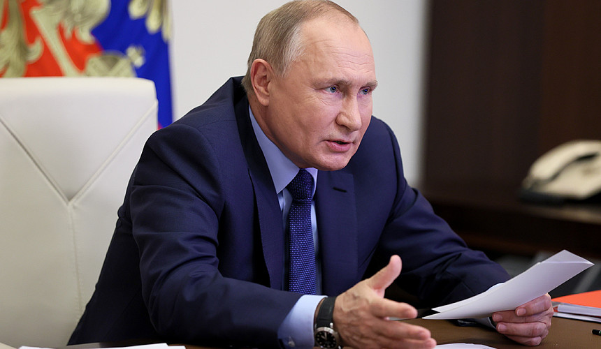 Путин выступил за взаимное признание прививочных сертификатов  между странами 