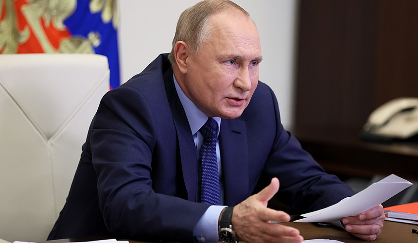 Путин выступил за взаимное признание прививочных сертификатов между странами