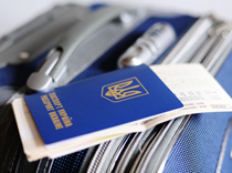 За шенгеном крымчанам придется ехать в Украину