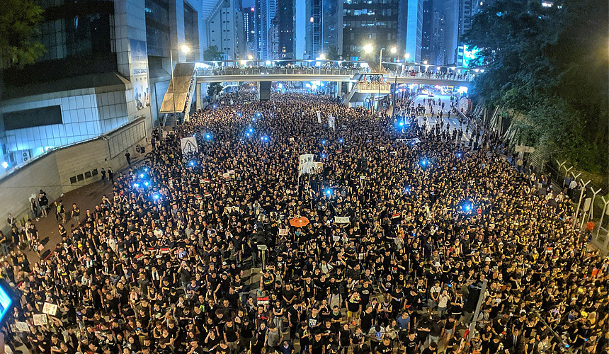 Названы безопасные места в Гонконге на время протестов