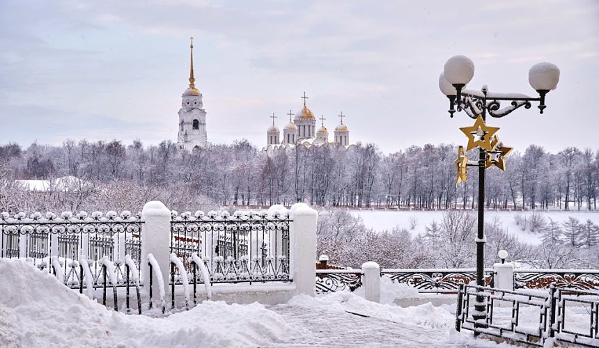 Туристов во Владимире не оставят на Новый год без ресторанов и ёлок