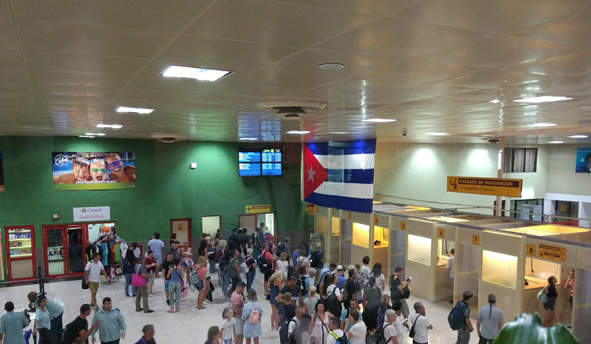 20 пассажиров сняли с рейса Варадеро – Москва из-за нетрезвого состояния некоторых из них