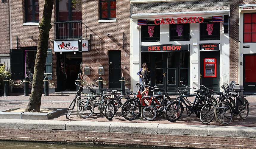 Жрицы Амстердама бастуют против переноса района красных фонарей