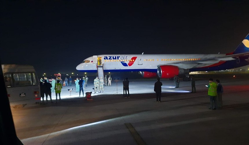 В самолете AZUR air рейса Москва – Гоа 9 часов искали взрывное устройство