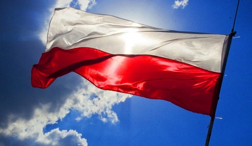 Польша готовится ослабить антиковидные меры в марте