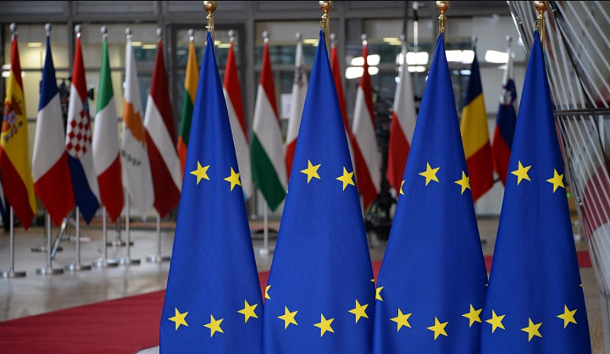 Главы МИД ЕС обсудят ограничения по выдаче шенгенских виз россиянам