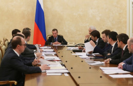 Медведев дал поручение по созданию фонда для вывоза пассажиров