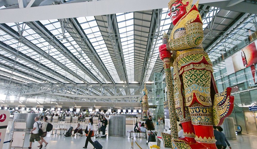 Аэропорты Таиланда готовятся принимать туристов без очередей